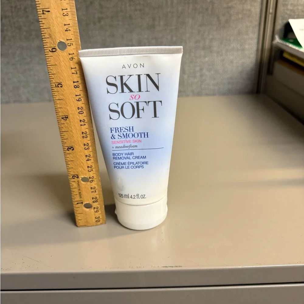 Avon Skin So Soft Fresh & Smooth Hair Removal Cream sensitive skin factory seal - Picture 11 of 13